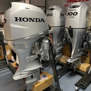 Honda 40 HP long shaft BF40 LRTU (including remote control, gauges and propeller)