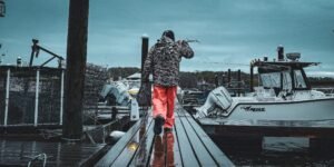 Read more about the article The 2-Minute Dock Check: 6 Pre-Departure Safety Checks Most Boaters Skip 