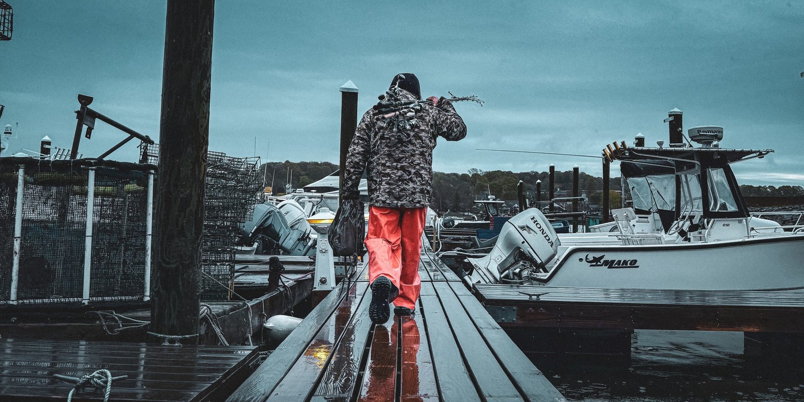 Read more about the article The 2-Minute Dock Check: 6 Pre-Departure Safety Checks Most Boaters Skip 