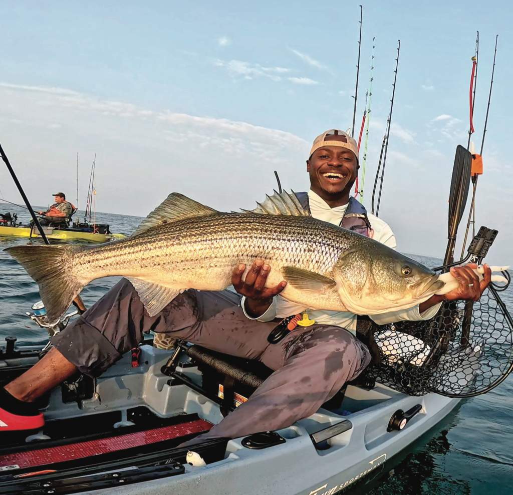 Read more about the article How to Set Up a Kayak for Striped Bass Fishing